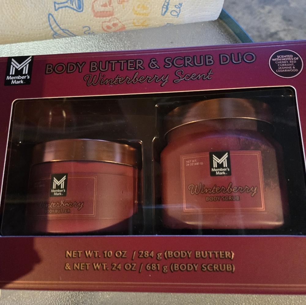 Winterberry Body Butter & Scrub Duo - Red